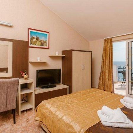 Monte Perla Residence Ilha Sveti Stefan Exterior foto